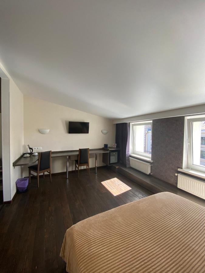 Afina Aparthotel Odessa Buitenkant foto