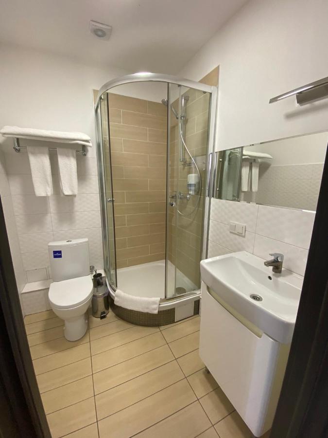 Afina Aparthotel Odessa Buitenkant foto