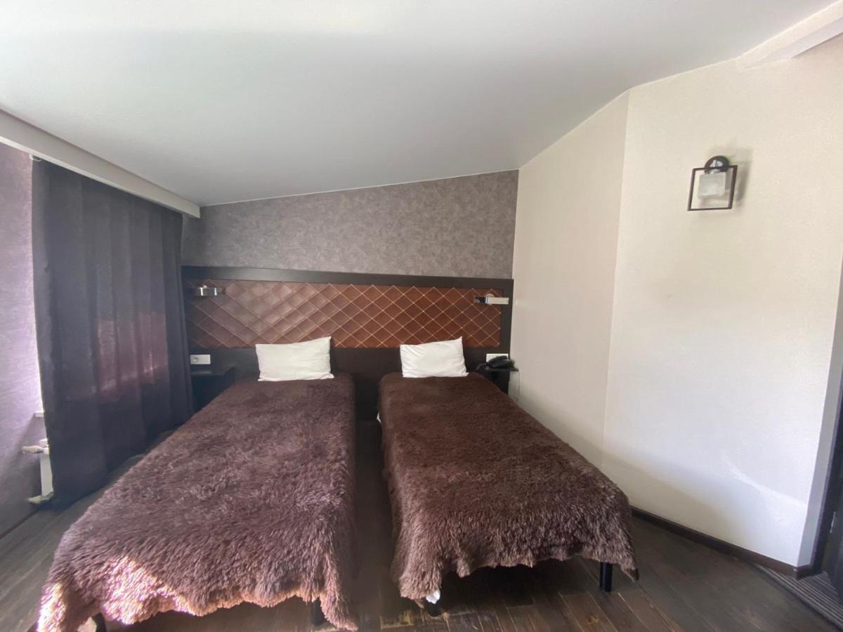 Afina Aparthotel Odessa Buitenkant foto