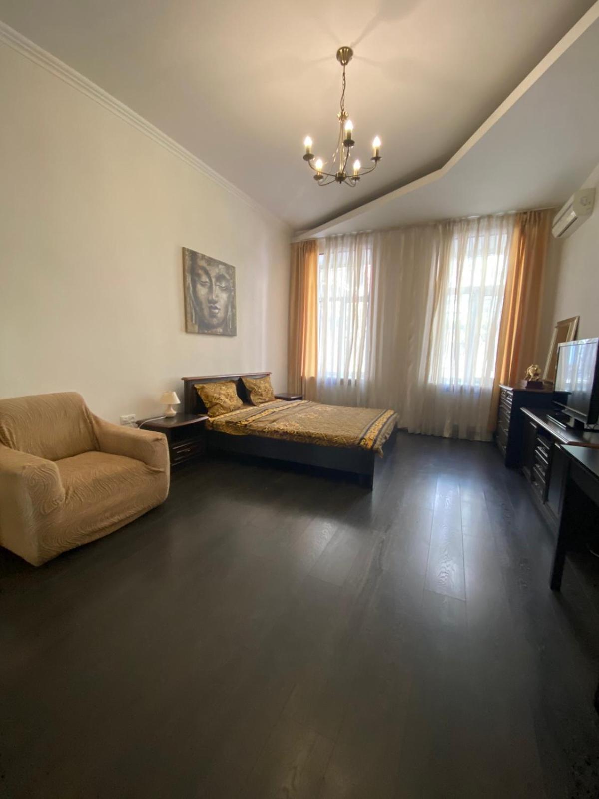 Afina Aparthotel Odessa Buitenkant foto